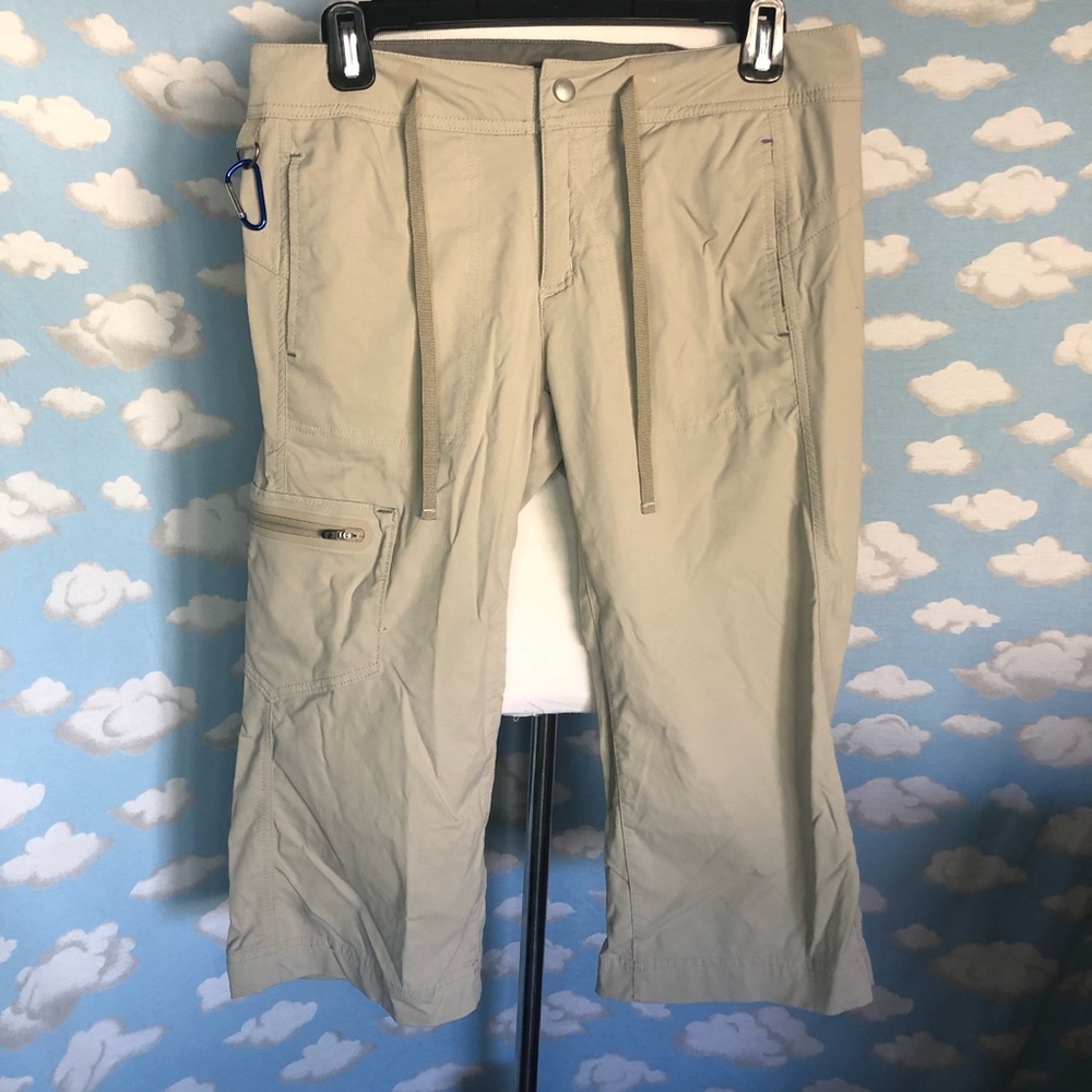 Eddie Bauer‎ Sport Hiking Capri length pants light khaki Size 6 Safari Walking